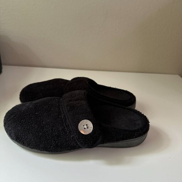 Womens Vionic slippers - Size 10 Black - Picture 3 of 5